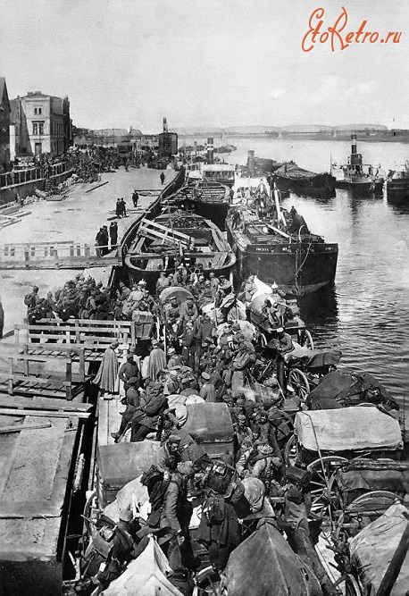 Советск - Первая Мировая война. Уход немецких войск из Тильзита в Курляндию. Фото 1915 года.