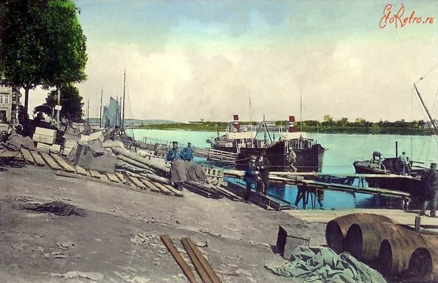 Советск - Тильзит. Погрузка судов на пристани западнее моста Королевы Луизы.