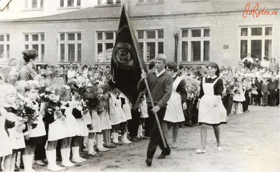 Черняховск - Черняховск, школа №7. 1 сентября 1967 года.