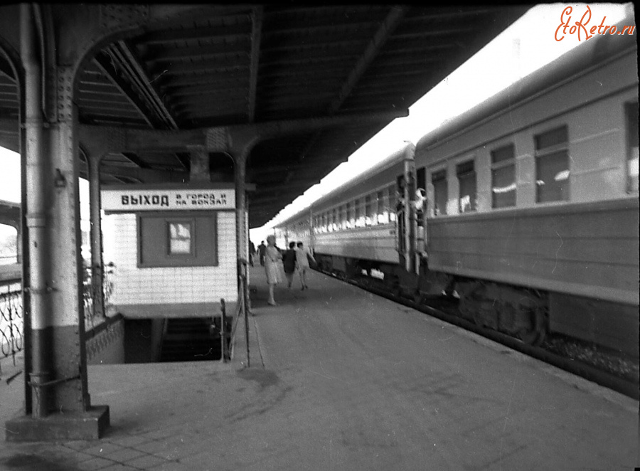 Черняховск - Черняховск, Платформа железнодорожного вокзала.