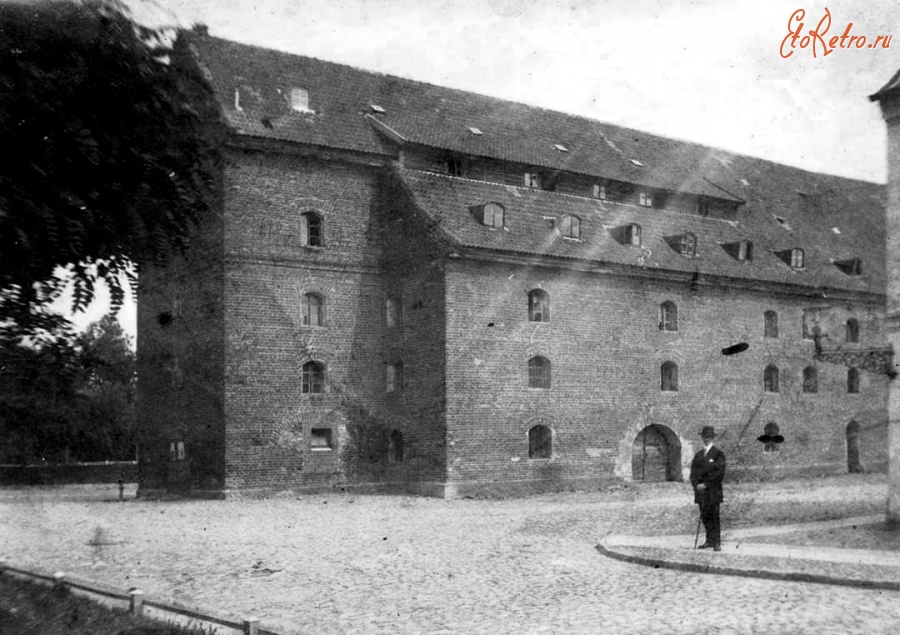 Гусев - Gumbinnen. Magazinplatz. Das Magazin als Versorgungsstutzpunkt der preussischen Armee erbaut.