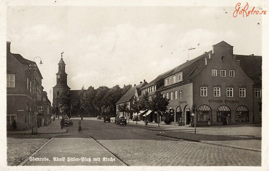 Нестеров - Ebenrode. Adolf Gitler-Platz mit Kirche.