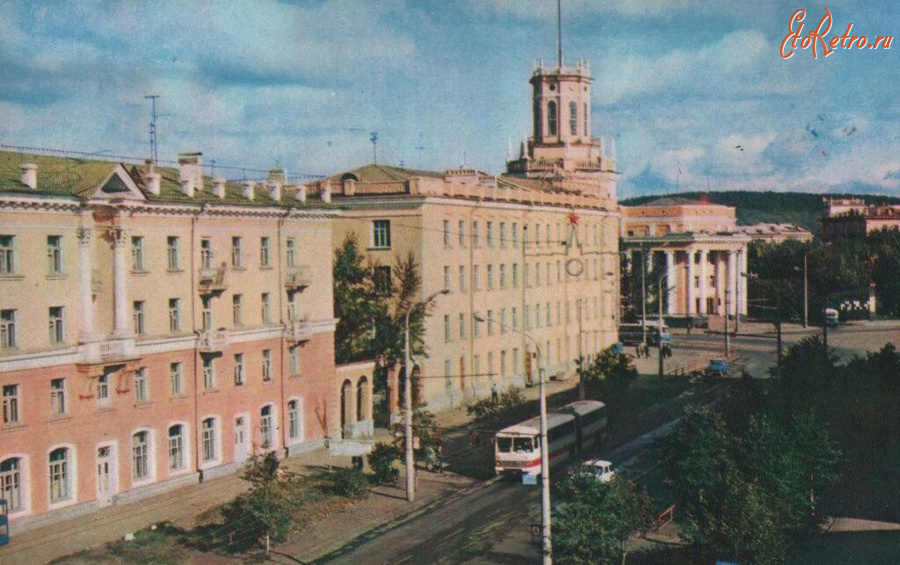 Лада 50 лет октября