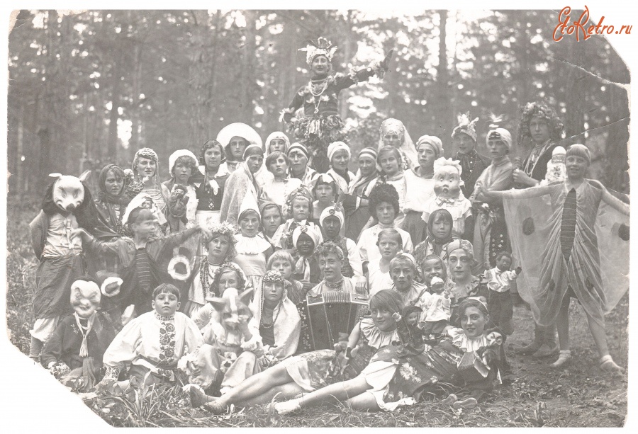 Гурьевск - Гурьевск, 1936г. Детский праздник в Парке культуры и отдыха