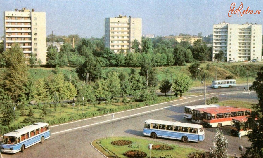 Кострома - Автобусы Лаз и Икарус на Подлипаева в Костроме 1988 год