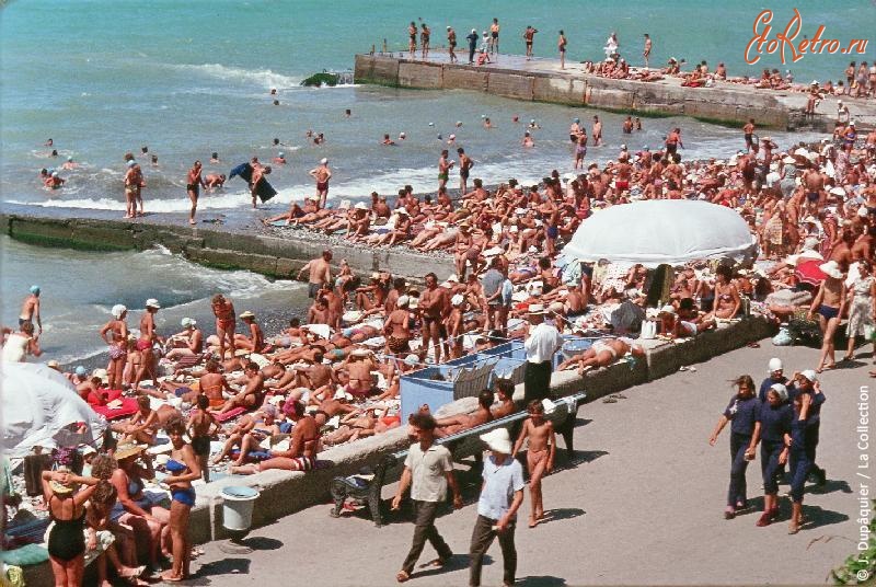 Сочи - СССР глазами француза, Сочи – пляж – 1964