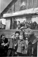 Магаданская область - Старый клуб и столовая в  посёлке Матросова. 1954-1955