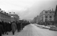 Мурманск - Мурманск. 1960 г. Демонстранты на пр. Ленина.