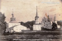 Соликамск - Соликамск. Комплекс храмов- слева направо-Крестовоздвиженская церковь, Россия,  Пермский край