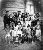 Саратовская область - Воспитанники польского детского дома в селе Раскатово