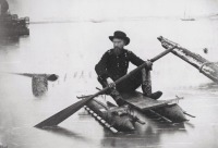 Разное - Генерал армии Федерации Герман  Хаупт на реке Потомак,США