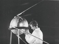 Разное - 4 октября 1957 года  в СССР был  запущен первый искусственный спутник Земли