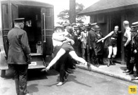 Разное - Полиция купальников в США – начало 20 века