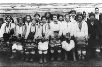 Разное - Тула, Тула, Тула - я, Тула - Родина моя! Девушки из Тульской губернии в национальных костюмах.1902 год