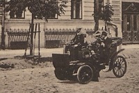 Ретро автомобили - Перший автомобіль на нинішній вул.Вінниченка в Луцьку.