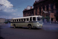 Ретро автомобили - Междугогодный автобус ЗИЛ-127