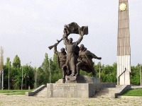 Луганск - Памятник воинам - освободителям