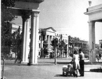 Луганск - Фото Ивана Федорова.1949-1951 г.Гостиница 