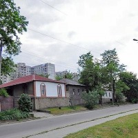Луганск - 16-я линия и ул.Красноармейская.