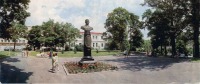 Сумы - Памятник дважды Герою Советского Союза С.П. Супруну