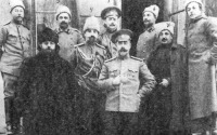 Житомир - Командир 4-й дивизии А. И. Деникин со своим штабом.