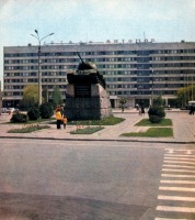 Житомир - Танк-Переможець на площі Перемоги.