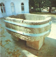 Кисловодск - Старинная ванна из доломита