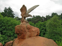 Кисловодск - Скульптура Орла на Красных камнях