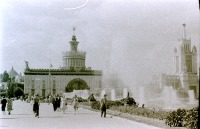 Москва - 1961 г, Москва, ВДНХ, фонтаны на пути наверное к павильону Сельского хозяйства или Российской Федерации?