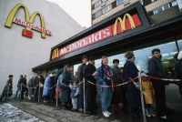 Москва - Открытие первого в СССР ресторана компании «МакДональдс»