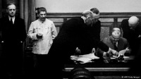 Москва - Договор о ненападении между СССР и Германией, пакт Молотова-Риббентропа, был заключен в Москве 23 августа 1939 г.