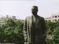 Москва - Памятник М.Горькому на площади у Белорусского вокзала 1982—1983, Россия, Москва,
