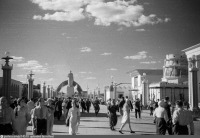 Москва - ВСХВ. Вид от площади Колхозов в сторону площади Механизации 1939, Россия, Москва,