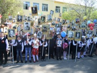 Болохово - Школа №2 перед выходом на марш Бессмертного полка 9 мая 2015 года