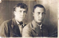 Болохово - Мои двоюродные братья Евгений и Александр Можогины.  Они погибли в 1941 году, защищая  Ленинград