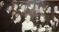 Болохово - Ученики 9 ого класса БСШ с З.К.Драгомерецкой в 1962 году