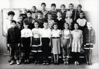 Болохово - Ирина Викторовна Христюк с учениками  школы №2   1990 год