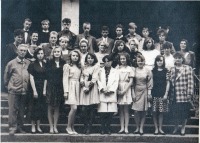 Болохово - Учащиеся школы №2  с учителями в 1993 году.