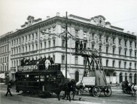 Санкт-Петербург - Работа по укреплению электропроводов для трамвайного движения на Невском проспекте.1907.