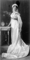 Санкт-Петербург - Grand Duchess Olga Nikolaevna of Russia in Court Dress 1913