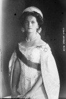 Санкт-Петербург - Grand Duchess Olga Nikolaevna of Russia in Court dress