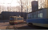 Санкт-Петербург - Троицкое поле, поворот на старой трамвайной линии