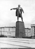Санкт-Петербург - Памятник Ленину на Московской площади
