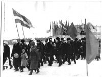Лянтор - Праздничная демонстрация в поселке Пим.