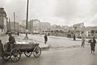 Киев - Киев.  На Евбазе. Фото 1942 года.