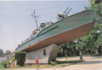 Евпатория - Памятник морякам Евпаторийского морского десанта