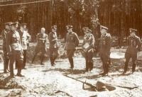 Стрижавка - Гитлер в сопровождении командования на осмотре боевых позиций