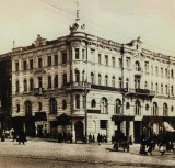  - Известный дом на углу Николаевской площади и Московской улицы начало 20 столетия.