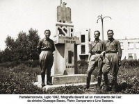 Пантелеймоновка - Монумент Итальянского экспедиционного корпуса в поселковом сквере.