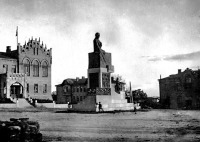 Коростень - Памятник Ленину в Коростене, 1935
